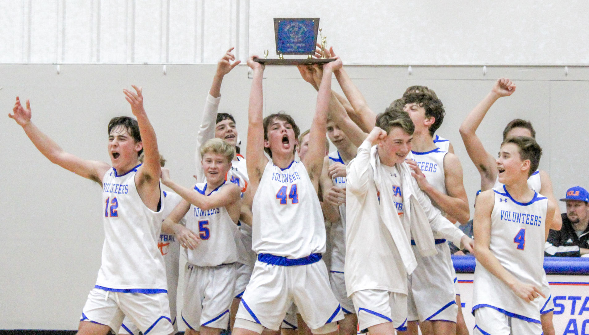 Starkville Academy basketball